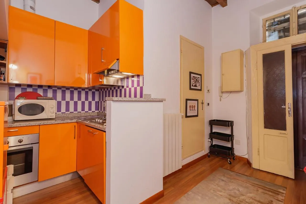 Renovated studio close to Duomo - Crocetta Appartamento Milano 0*,