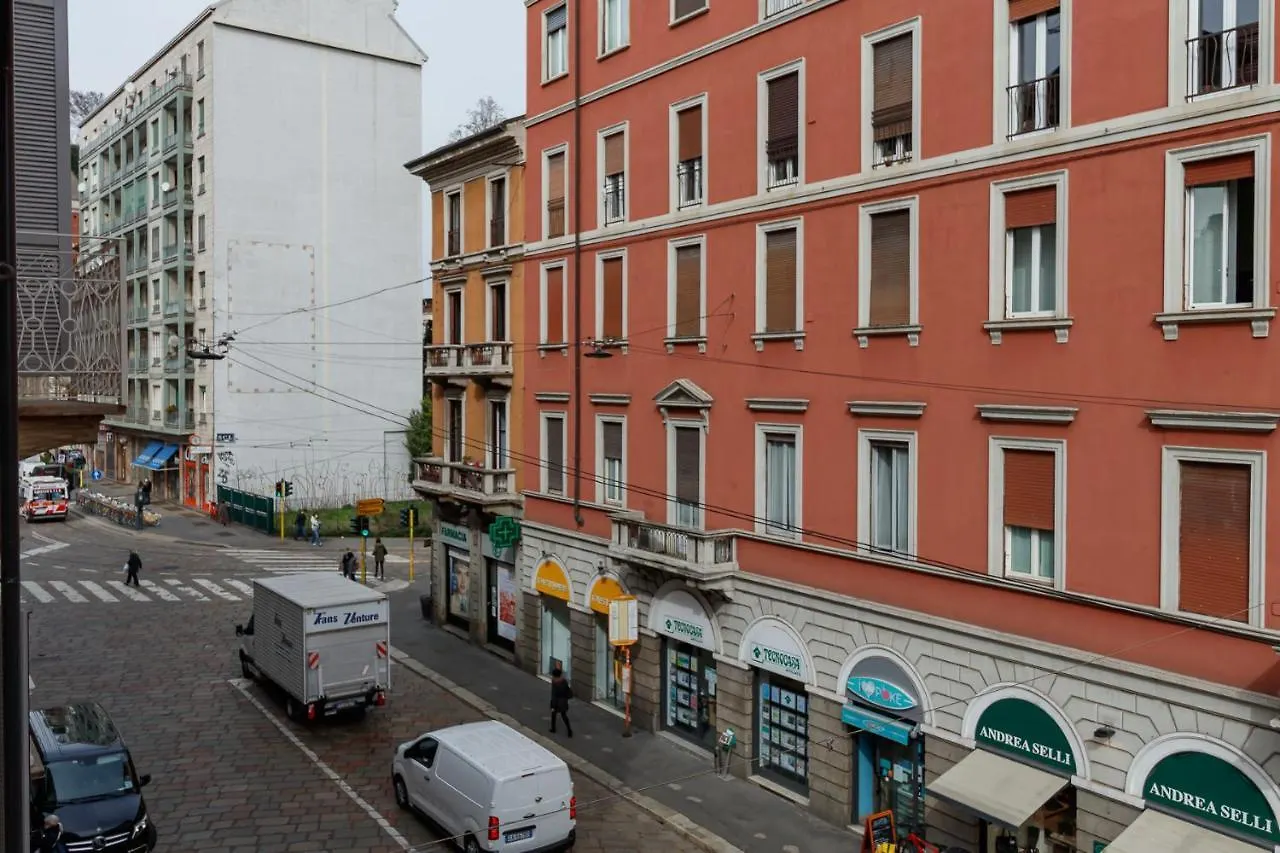 Renovated studio close to Duomo - Crocetta Appartamento Milano