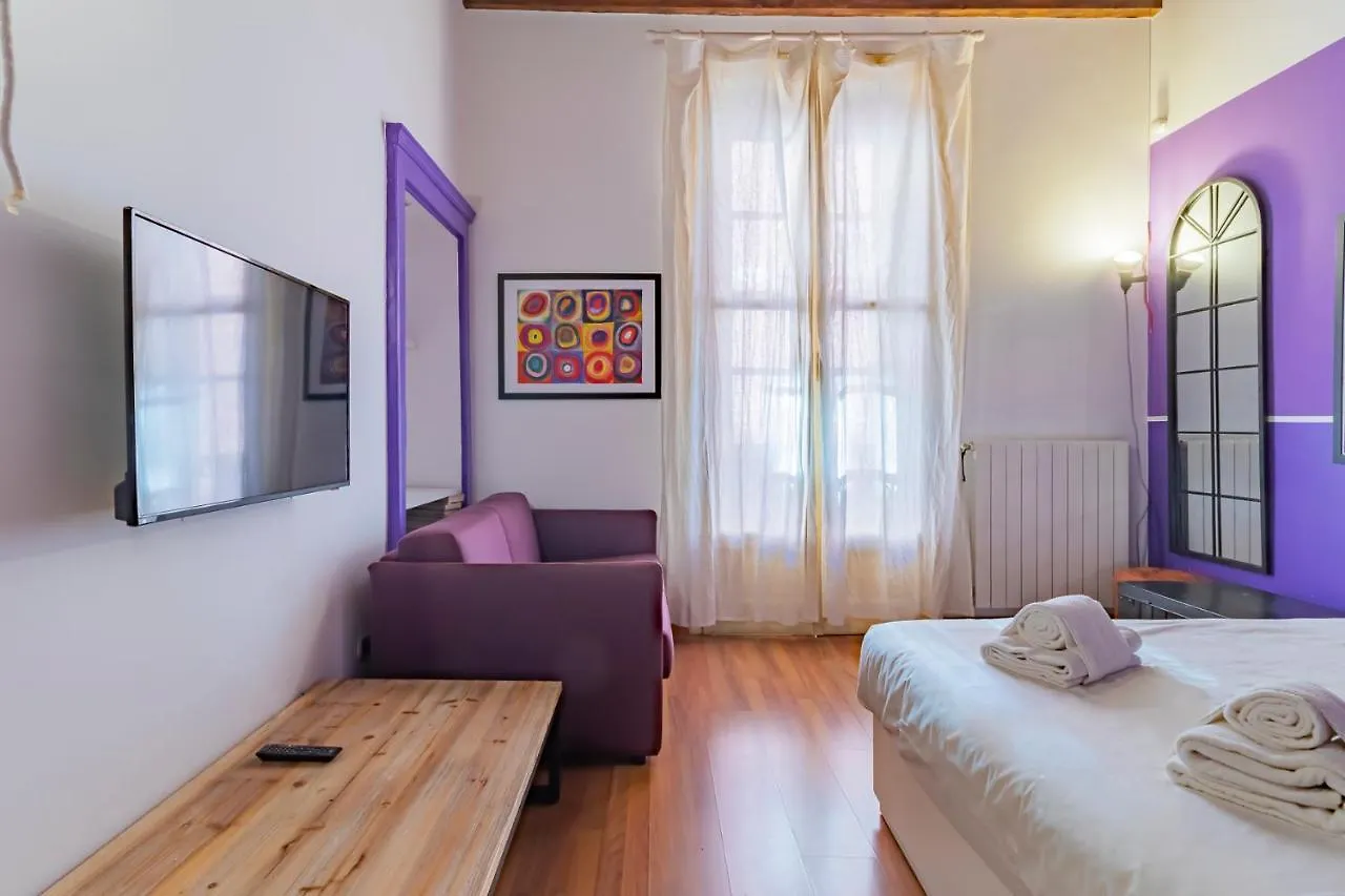 Renovated studio close to Duomo - Crocetta Appartamento Milano